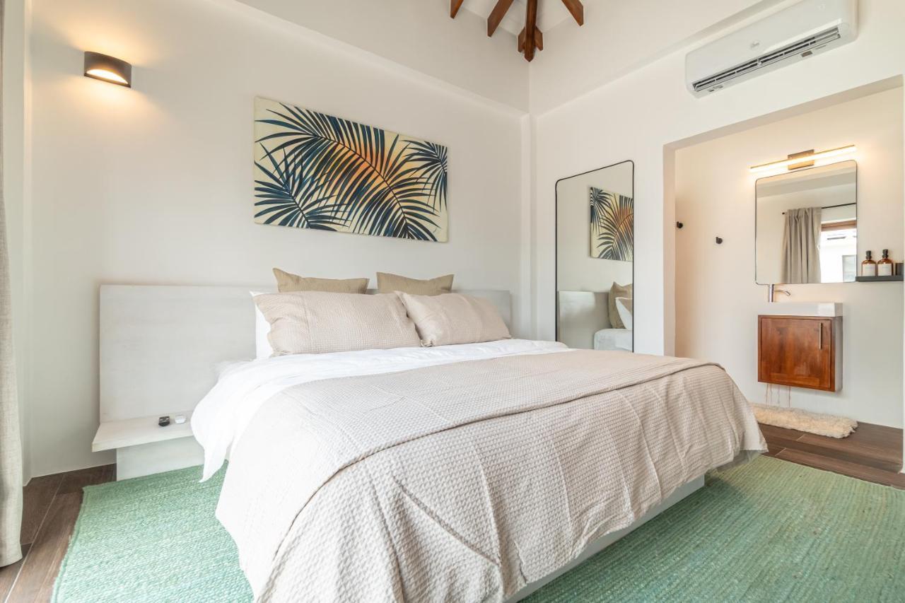 Conch Shell Cottage And The Poolclub At Mahogany Bay! San Pedro  Zewnętrze zdjęcie